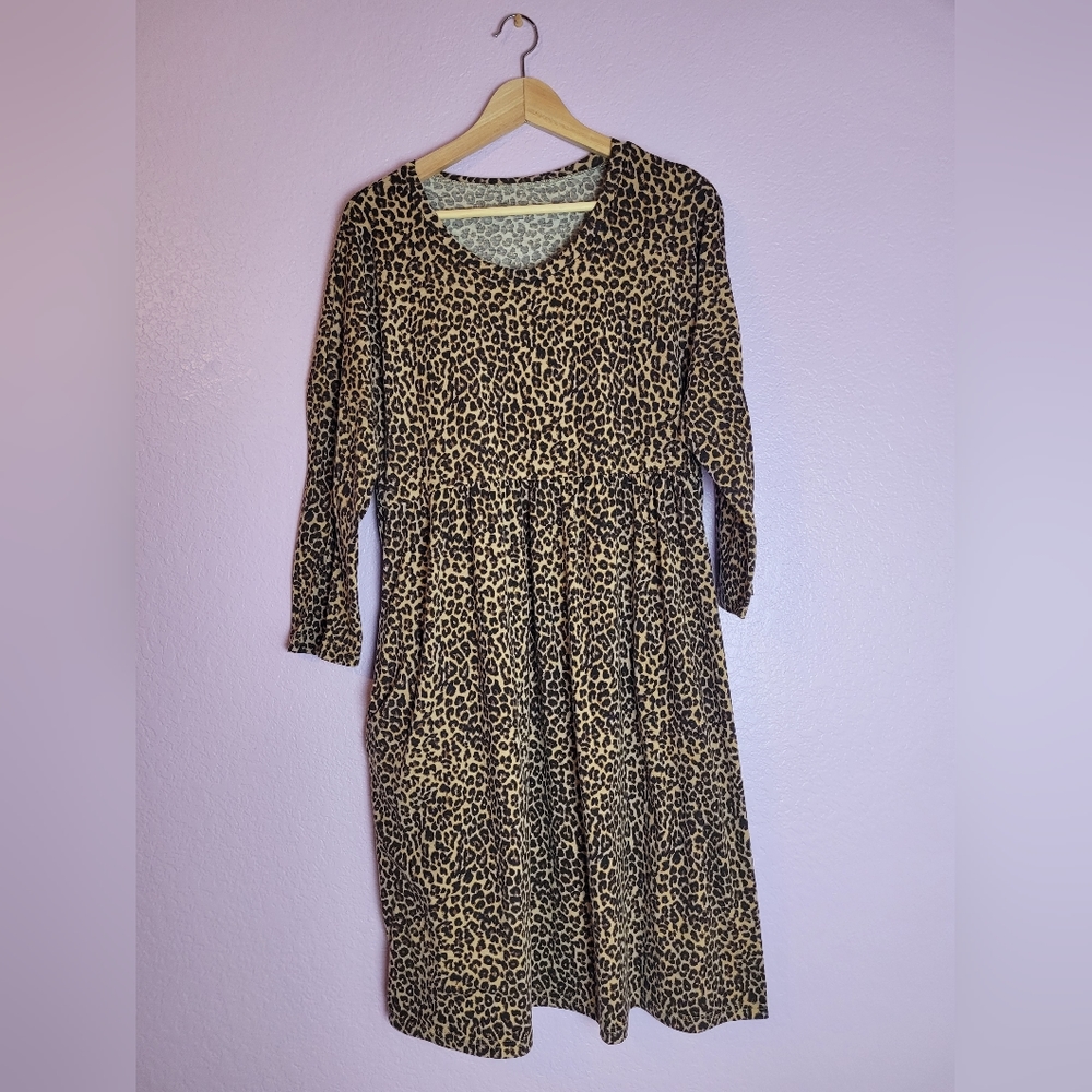 ⭐️ GUC LuLaRoe Ryane Long Sleeve Leopard Print Dress Size L